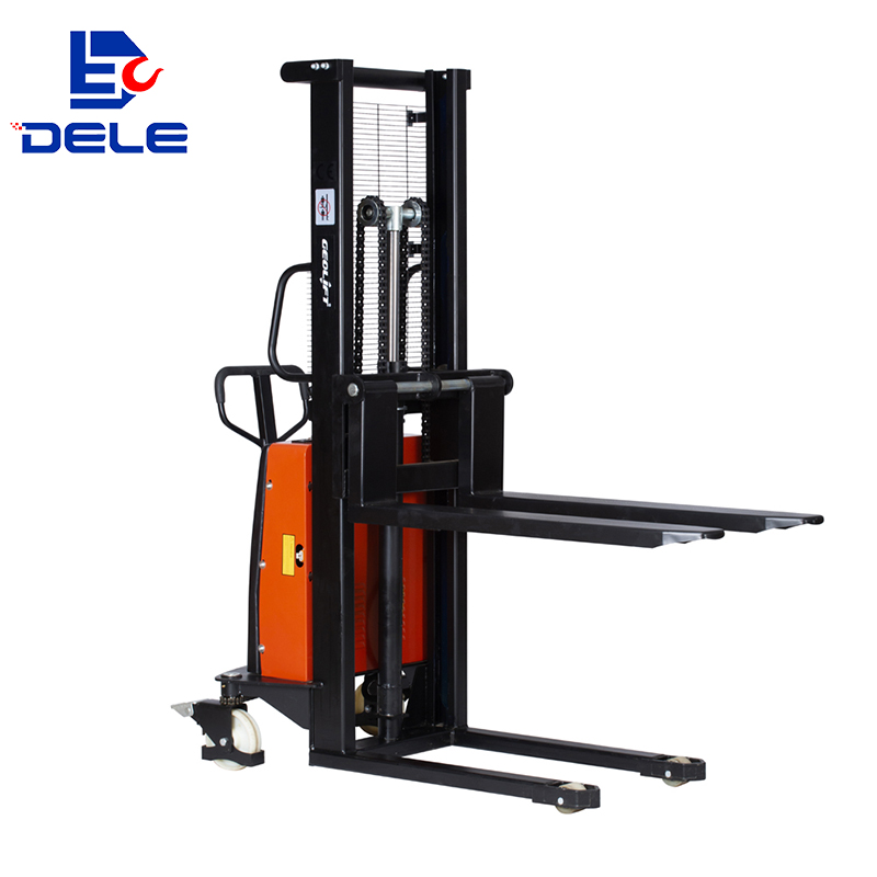 SEMI一ELECTRIC STACKER